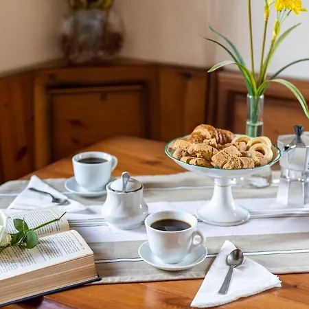 Santa Margherita 팜스테이 *